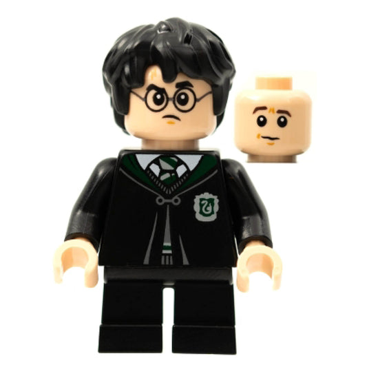 Harry Potter - Black Slytherin Robe and Short Legs (Gregory Goyle Transformation)